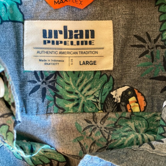 Urban Pipeline short sleeve button down shirt - Picture 2 of 2